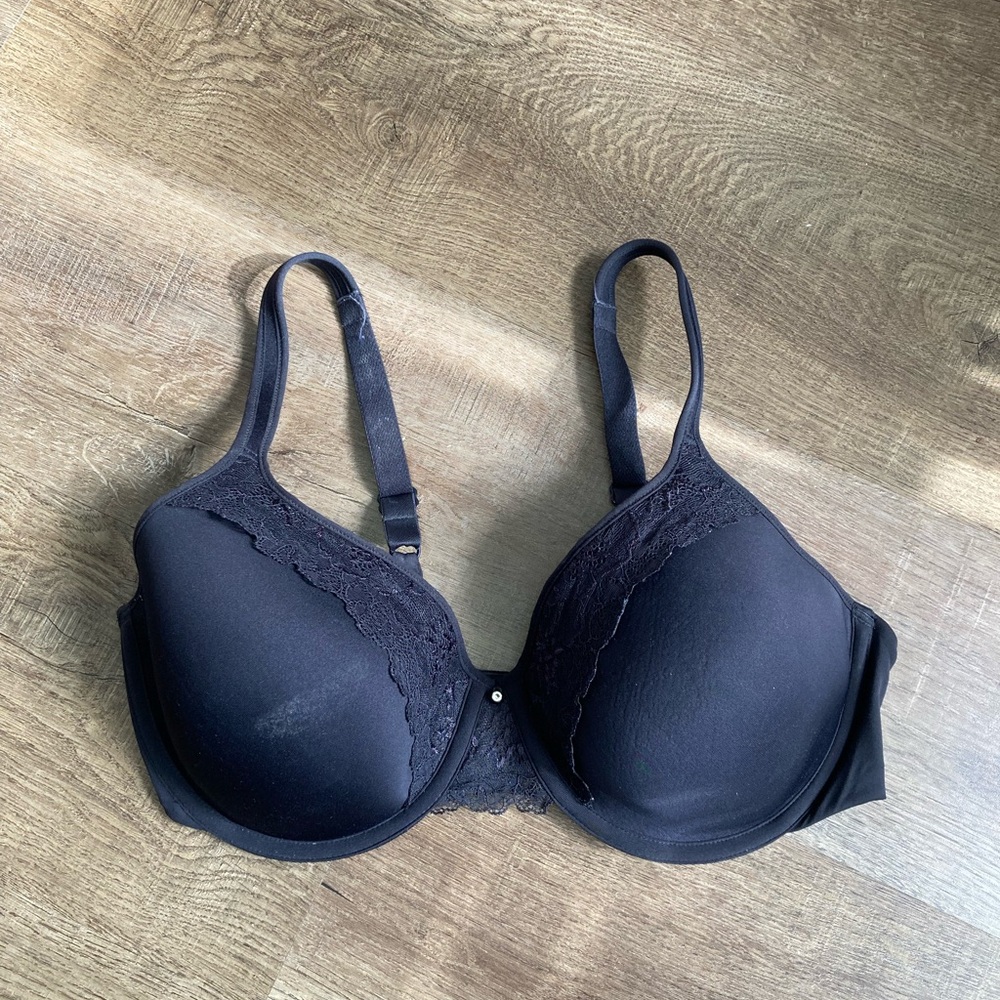 Bali Black Lightly Lined T Shirt Bra Size 38D
